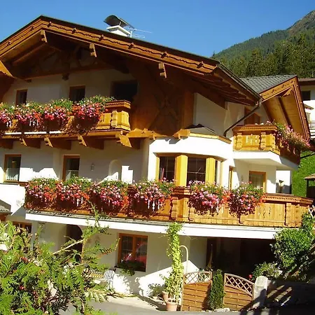Apartament Haus Bergzauber Neustift im Stubaital